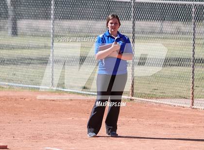 Thumbnail 3 in Valley Christian vs. Pima photogallery.