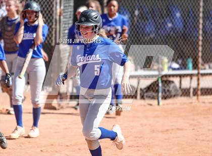 Thumbnail 3 in Valley Christian vs. Pima photogallery.