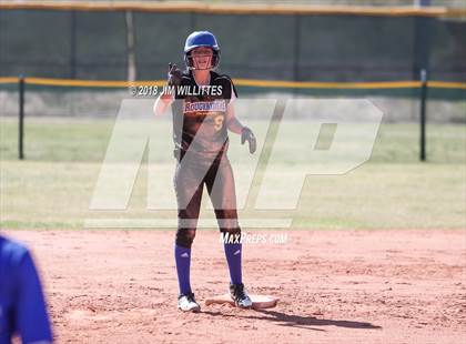 Thumbnail 3 in Valley Christian vs. Pima photogallery.