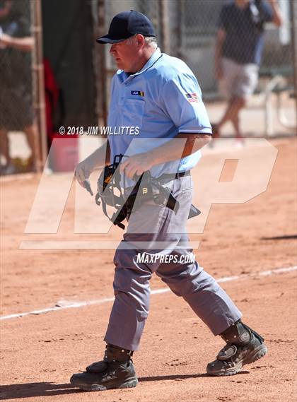 Thumbnail 3 in Valley Christian vs. Pima photogallery.