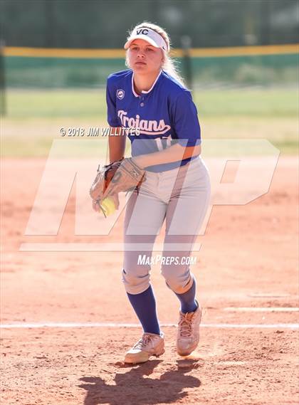 Thumbnail 3 in Valley Christian vs. Pima photogallery.