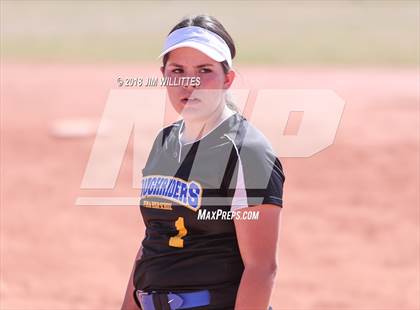 Thumbnail 2 in Valley Christian vs. Pima photogallery.