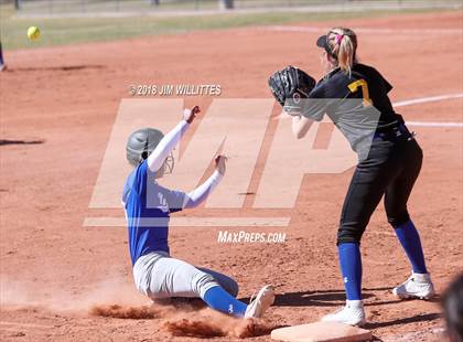 Thumbnail 1 in Valley Christian vs. Pima photogallery.