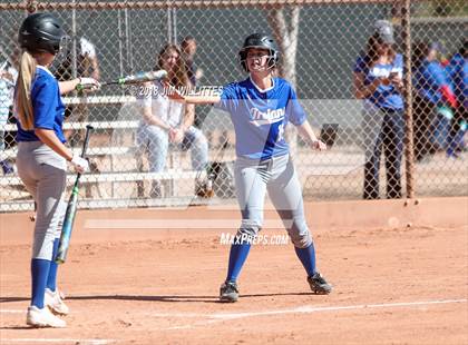 Thumbnail 3 in Valley Christian vs. Pima photogallery.