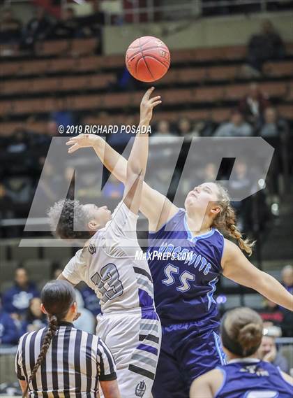 Thumbnail 1 in Yosemite vs. Bakersfield (CIF CS DII Final) photogallery.