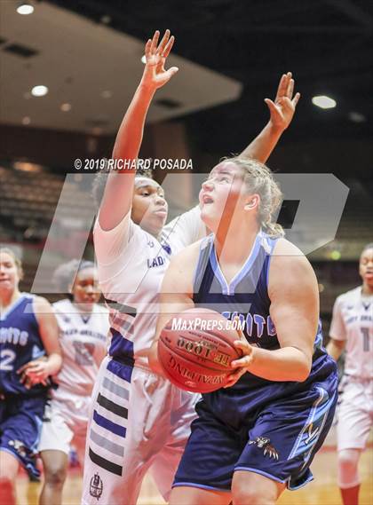 Thumbnail 2 in Yosemite vs. Bakersfield (CIF CS DII Final) photogallery.