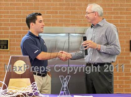 Thumbnail 2 in MaxPreps National Female Team Coach of the Year presented by Playtex Sport photogallery.