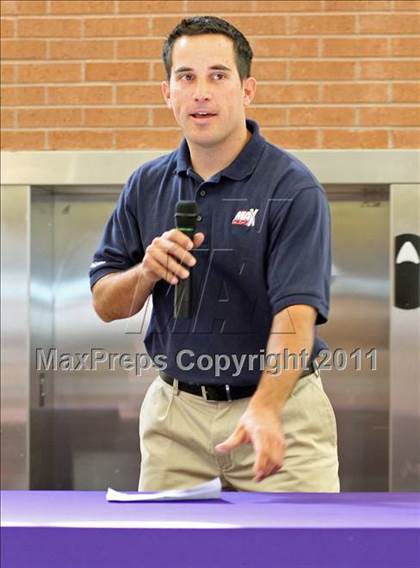 Thumbnail 1 in MaxPreps National Female Team Coach of the Year presented by Playtex Sport photogallery.