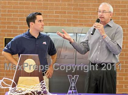 Thumbnail 2 in MaxPreps National Female Team Coach of the Year presented by Playtex Sport photogallery.