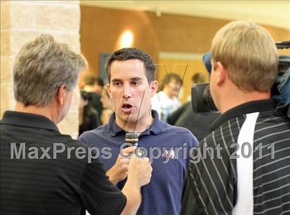 Thumbnail 1 in MaxPreps National Female Team Coach of the Year presented by Playtex Sport photogallery.