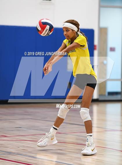 Thumbnail 3 in Analy vs. Casa Grande (NorCal Invitational) photogallery.