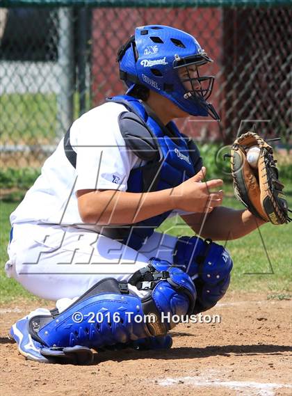 Thumbnail 3 in Covina vs El Segundo photogallery.