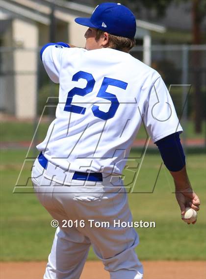Thumbnail 1 in Covina vs El Segundo photogallery.