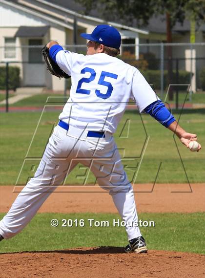 Thumbnail 3 in Covina vs El Segundo photogallery.