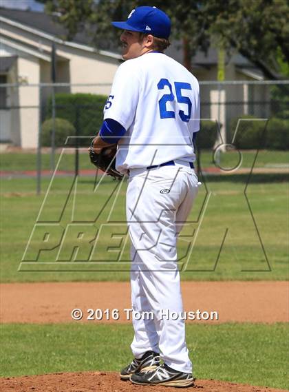 Thumbnail 3 in Covina vs El Segundo photogallery.