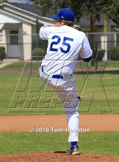 Thumbnail 3 in Covina vs El Segundo photogallery.
