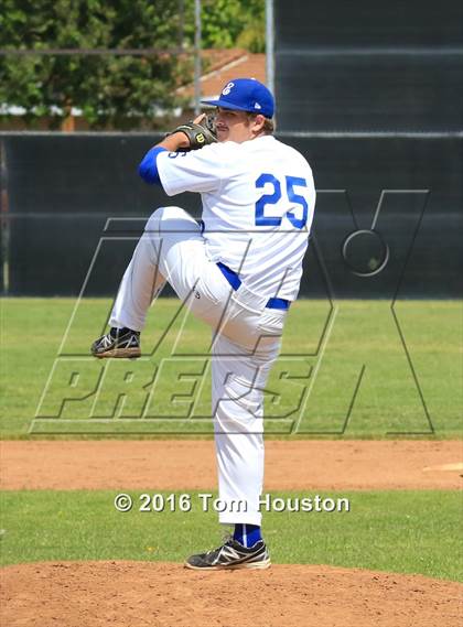 Thumbnail 1 in Covina vs El Segundo photogallery.