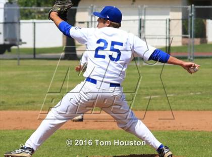 Thumbnail 3 in Covina vs El Segundo photogallery.