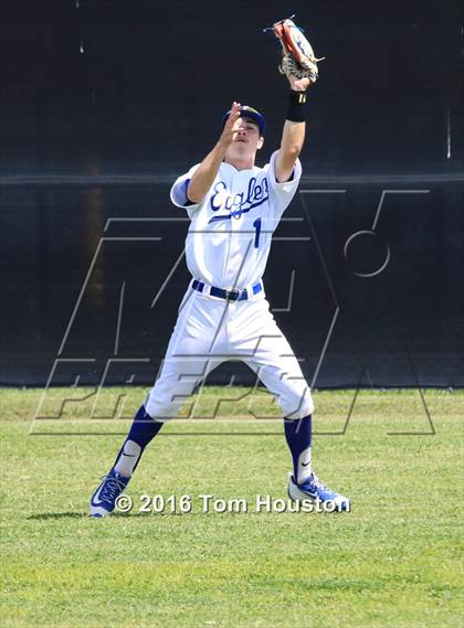 Thumbnail 2 in Covina vs El Segundo photogallery.
