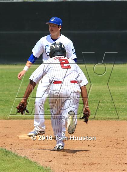 Thumbnail 3 in Covina vs El Segundo photogallery.