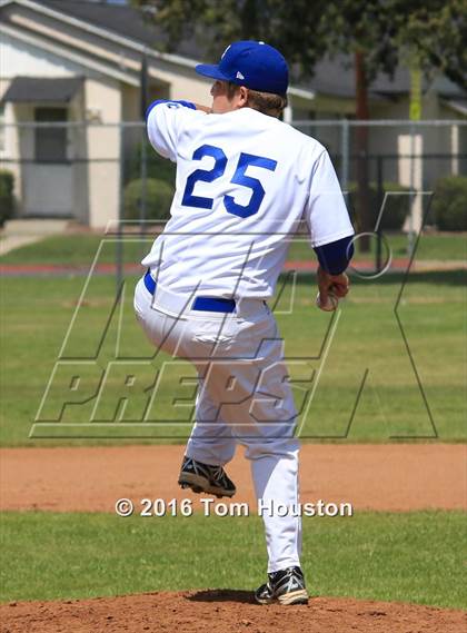 Thumbnail 1 in Covina vs El Segundo photogallery.