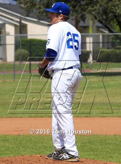 Thumbnail 2 in Covina vs El Segundo photogallery.