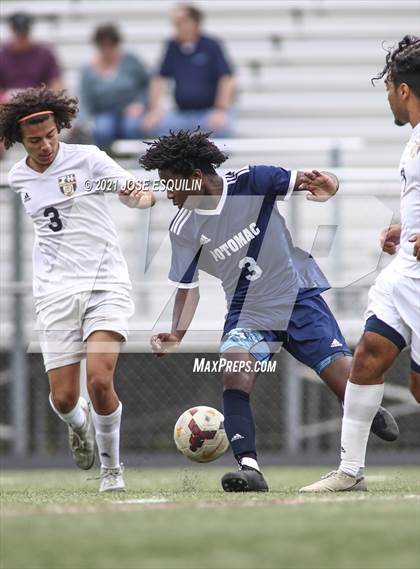 Thumbnail 3 in Hylton @ Potomac photogallery.