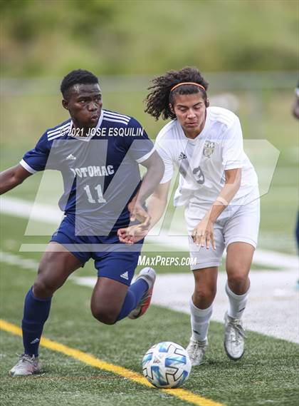 Thumbnail 1 in Hylton @ Potomac photogallery.