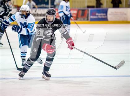 Thumbnail 2 in Morris Catholic @ Parsippany Regional photogallery.