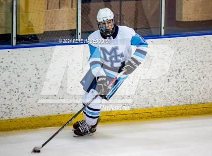 Thumbnail 1 in Morris Catholic @ Parsippany Regional photogallery.