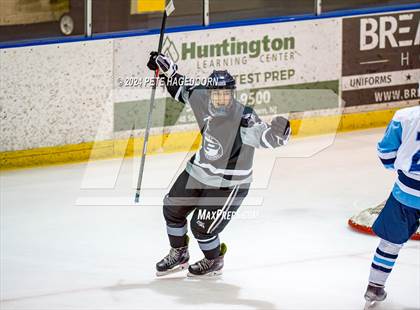 Thumbnail 2 in Morris Catholic @ Parsippany Regional photogallery.