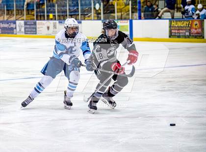 Thumbnail 3 in Morris Catholic @ Parsippany Regional photogallery.