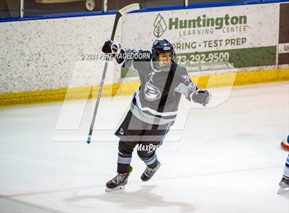 Thumbnail 3 in Morris Catholic @ Parsippany Regional photogallery.