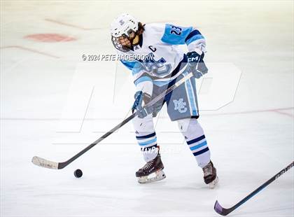 Thumbnail 1 in Morris Catholic @ Parsippany Regional photogallery.