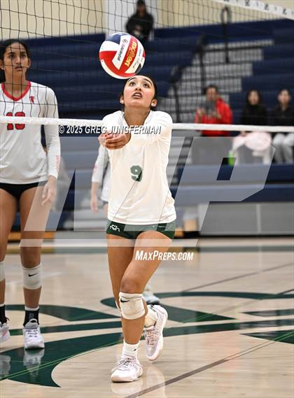 Thumbnail 2 in Sacred Heart Cathedral Preparatory vs. Saratoga (CIF CCS D3 Quarterfinal) photogallery.