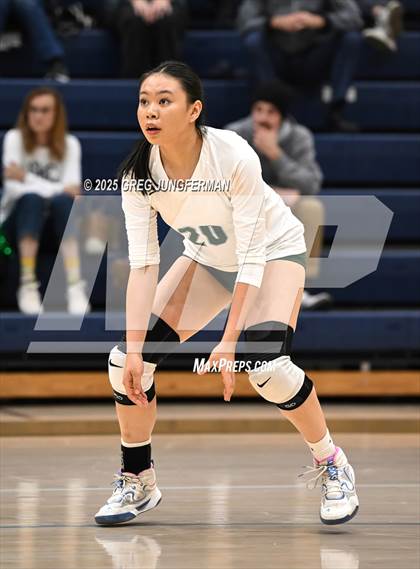 Thumbnail 3 in Sacred Heart Cathedral Preparatory vs. Saratoga (CIF CCS D3 Quarterfinal) photogallery.