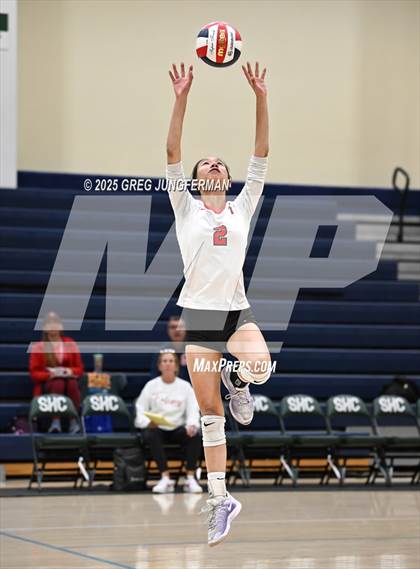 Thumbnail 3 in Sacred Heart Cathedral Preparatory vs. Saratoga (CIF CCS D3 Quarterfinal) photogallery.