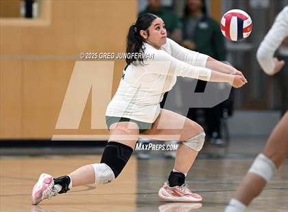 Thumbnail 2 in Sacred Heart Cathedral Preparatory vs. Saratoga (CIF CCS D3 Quarterfinal) photogallery.