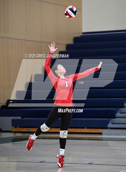 Thumbnail 1 in Sacred Heart Cathedral Preparatory vs. Saratoga (CIF CCS D3 Quarterfinal) photogallery.