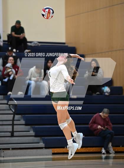 Thumbnail 2 in Sacred Heart Cathedral Preparatory vs. Saratoga (CIF CCS D3 Quarterfinal) photogallery.