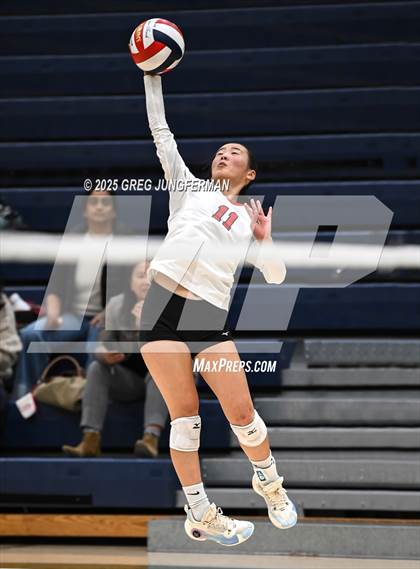 Thumbnail 2 in Sacred Heart Cathedral Preparatory vs. Saratoga (CIF CCS D3 Quarterfinal) photogallery.