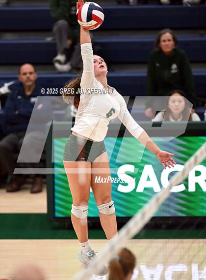 Thumbnail 3 in Sacred Heart Cathedral Preparatory vs. Saratoga (CIF CCS D3 Quarterfinal) photogallery.