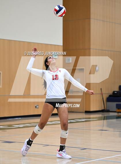 Thumbnail 3 in Sacred Heart Cathedral Preparatory vs. Saratoga (CIF CCS D3 Quarterfinal) photogallery.