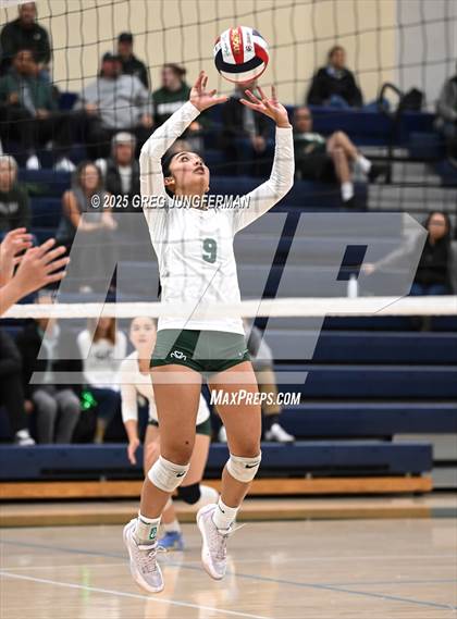 Thumbnail 2 in Sacred Heart Cathedral Preparatory vs. Saratoga (CIF CCS D3 Quarterfinal) photogallery.