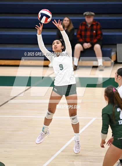 Thumbnail 3 in Sacred Heart Cathedral Preparatory vs. Saratoga (CIF CCS D3 Quarterfinal) photogallery.