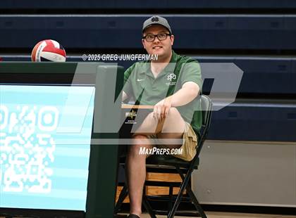 Thumbnail 2 in Sacred Heart Cathedral Preparatory vs. Saratoga (CIF CCS D3 Quarterfinal) photogallery.