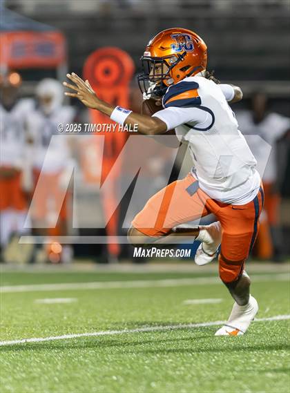Thumbnail 3 in Chambers @ Pinecrest (NCHSAA 8A Round 1) photogallery.