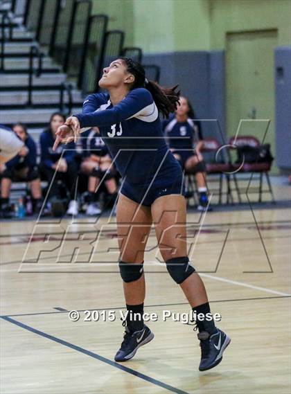 Thumbnail 3 in Chatsworth vs. Venice (CIF L.A. City D2 Final) photogallery.