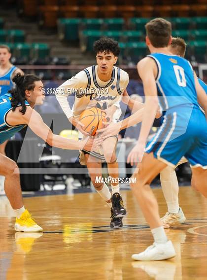 Thumbnail 3 in Timnath vs Coal Ridge (CHSAA 4A Great 8) photogallery.