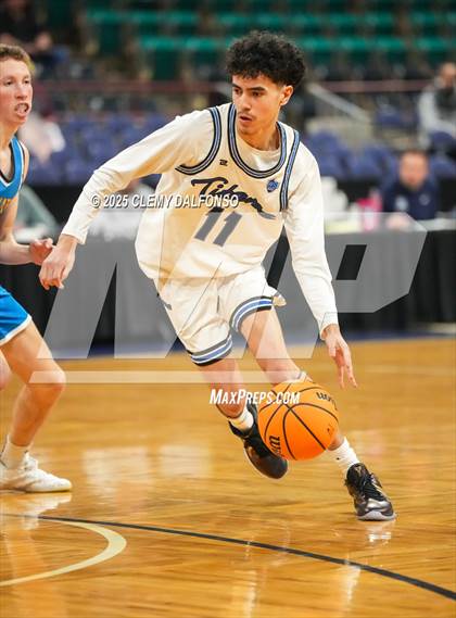 Thumbnail 2 in Timnath vs Coal Ridge (CHSAA 4A Great 8) photogallery.